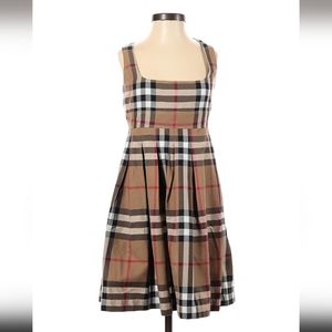 Authentic Burberry pleated dress size 2